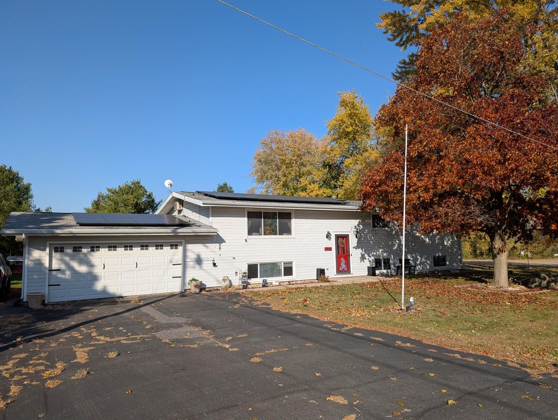 2042 Kenneth Dr., Freeport, IL 61032