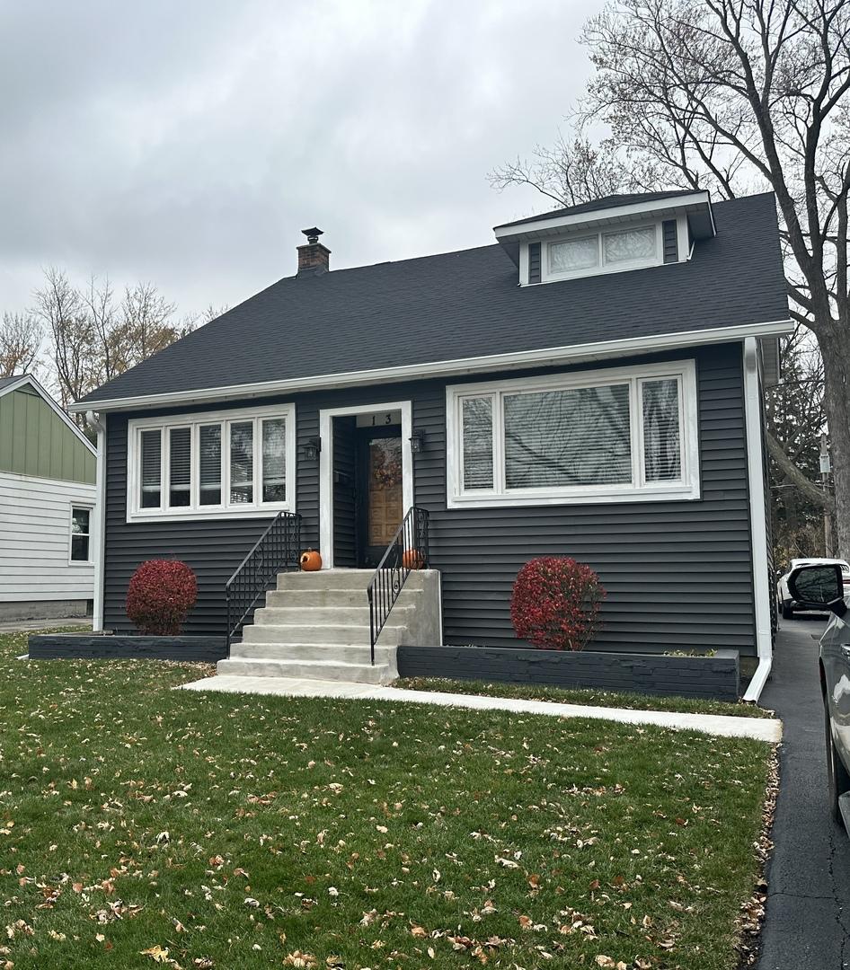 132 S Euclid Ave., Villa Park, IL 60181