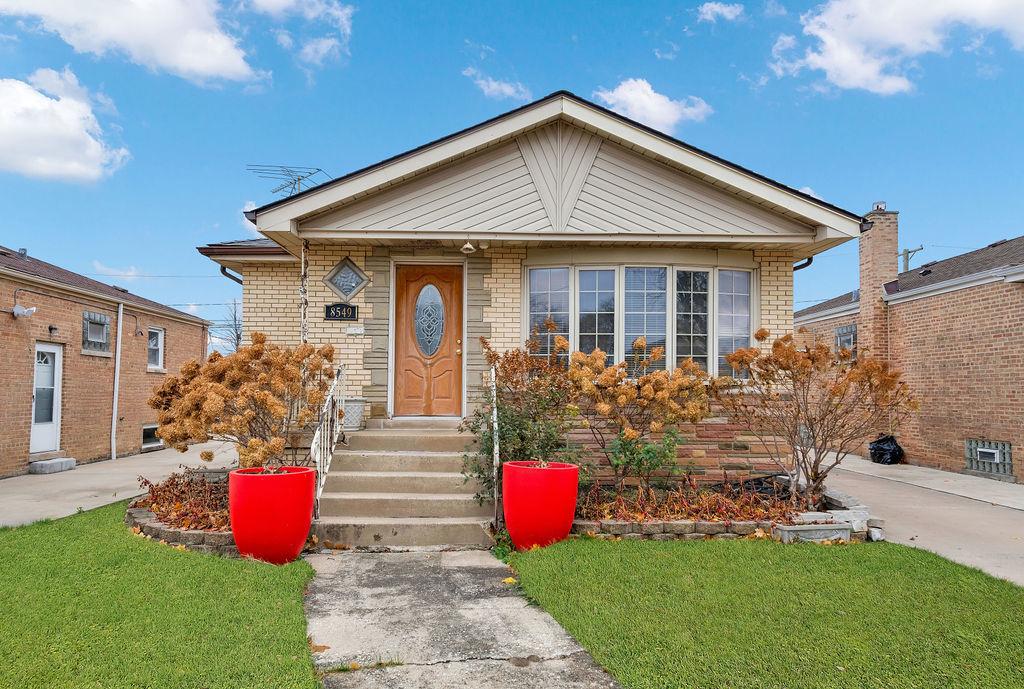 [Address Hidden by Seller], Chicago, IL 60652