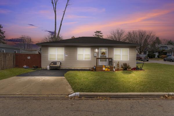 901 Norley Ave., Joliet, IL 60435