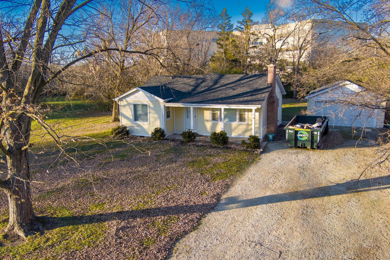 1392 W 52nd Pl., La Grange Highlands, IL 60525