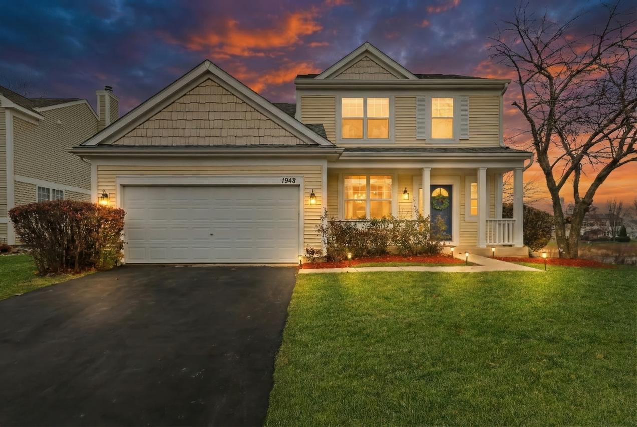 1948 Lily Ln., Round Lake, IL 60073