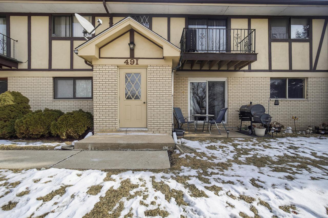 [Address Hidden by Seller], Elgin, IL 60123