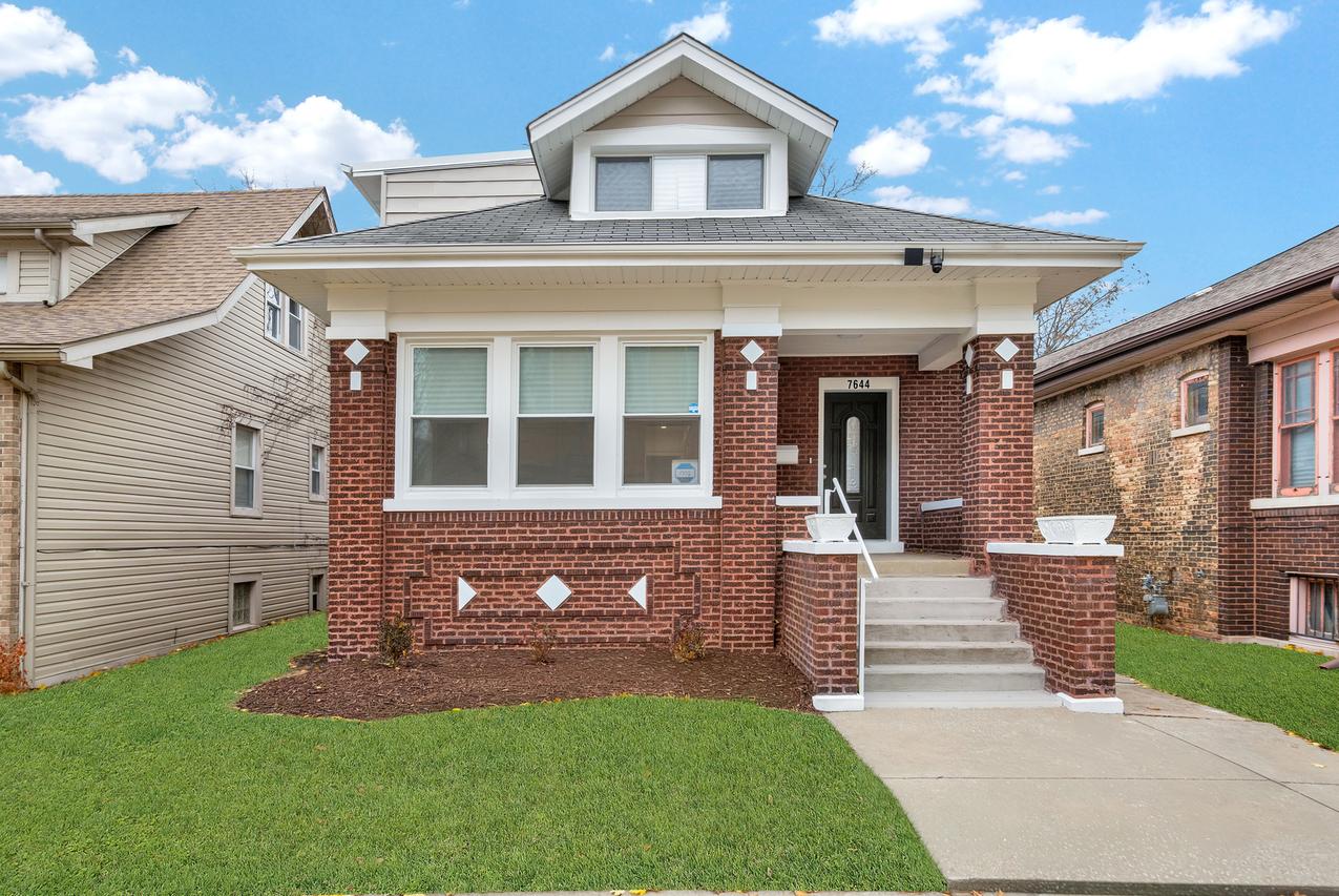 7644 S Constance Ave., Chicago, IL 60649