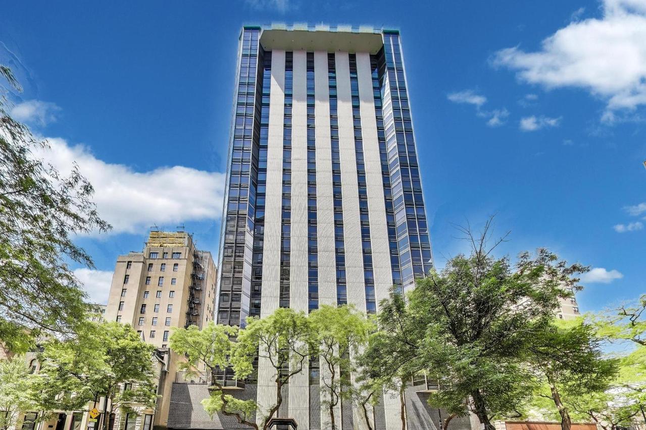 1310 N Ritchie Ct. #5c, Chicago, IL 60610