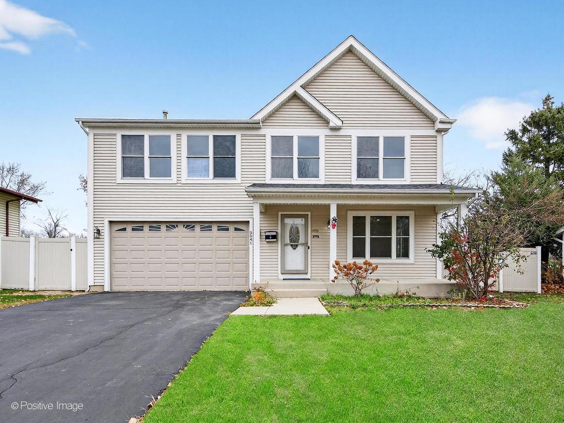 5541 E Celebrity Cir., Hanover Park, IL 60133
