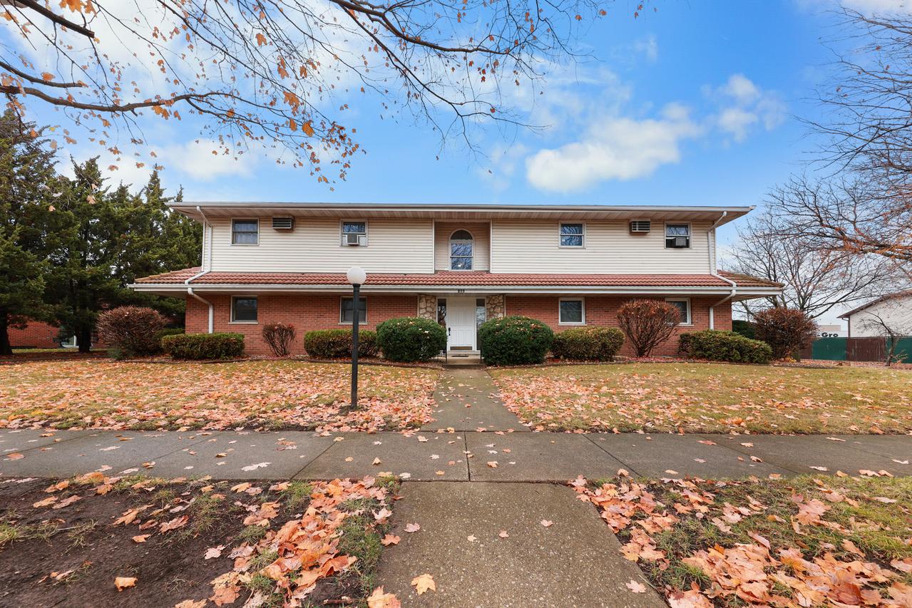 100 Green Acres Dr. #2, Morris, IL 60450