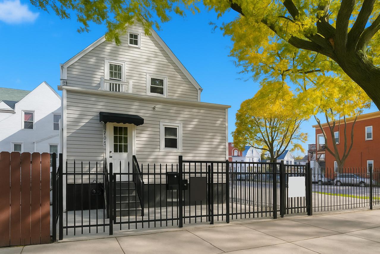 1703 N Monticello Ave., Chicago, IL 60647