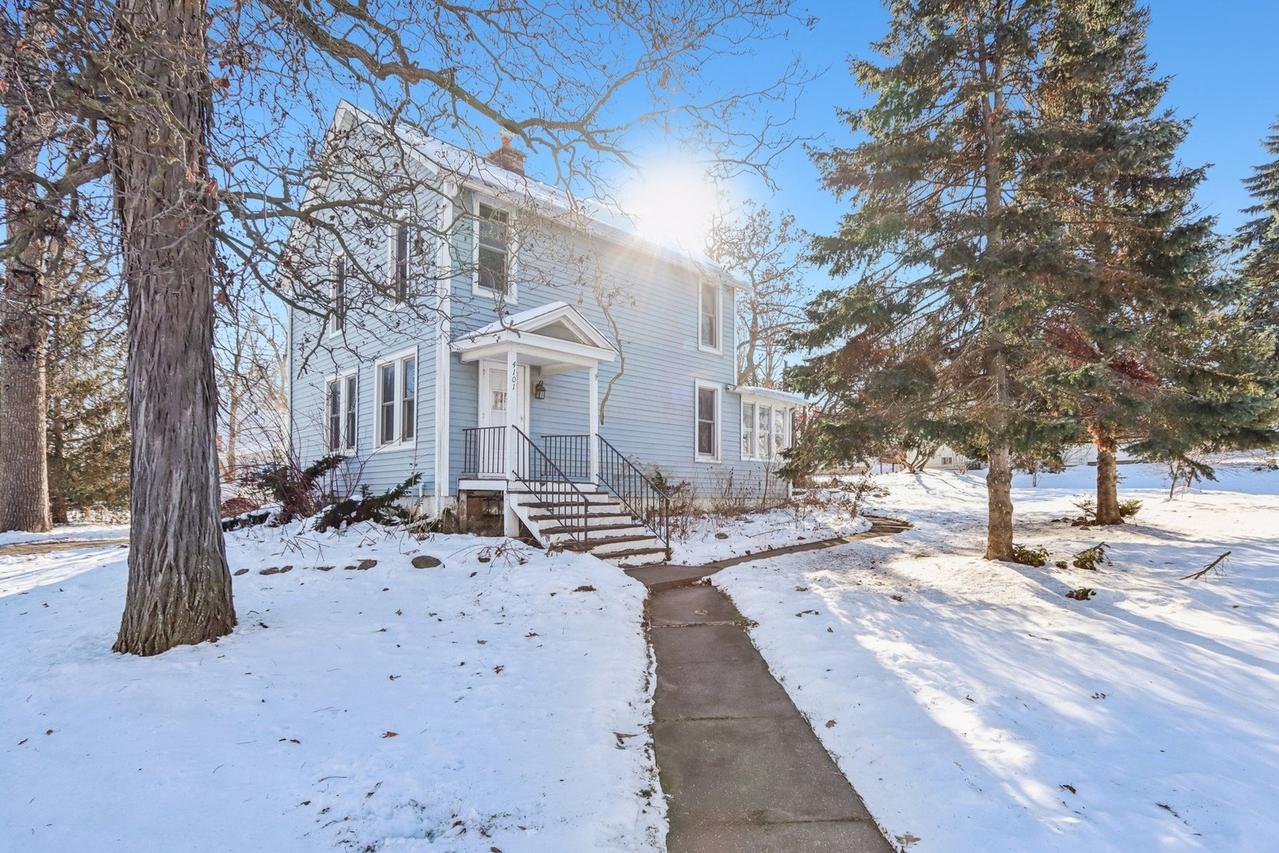 4101 Crestwood St., Mchenry, IL 60050