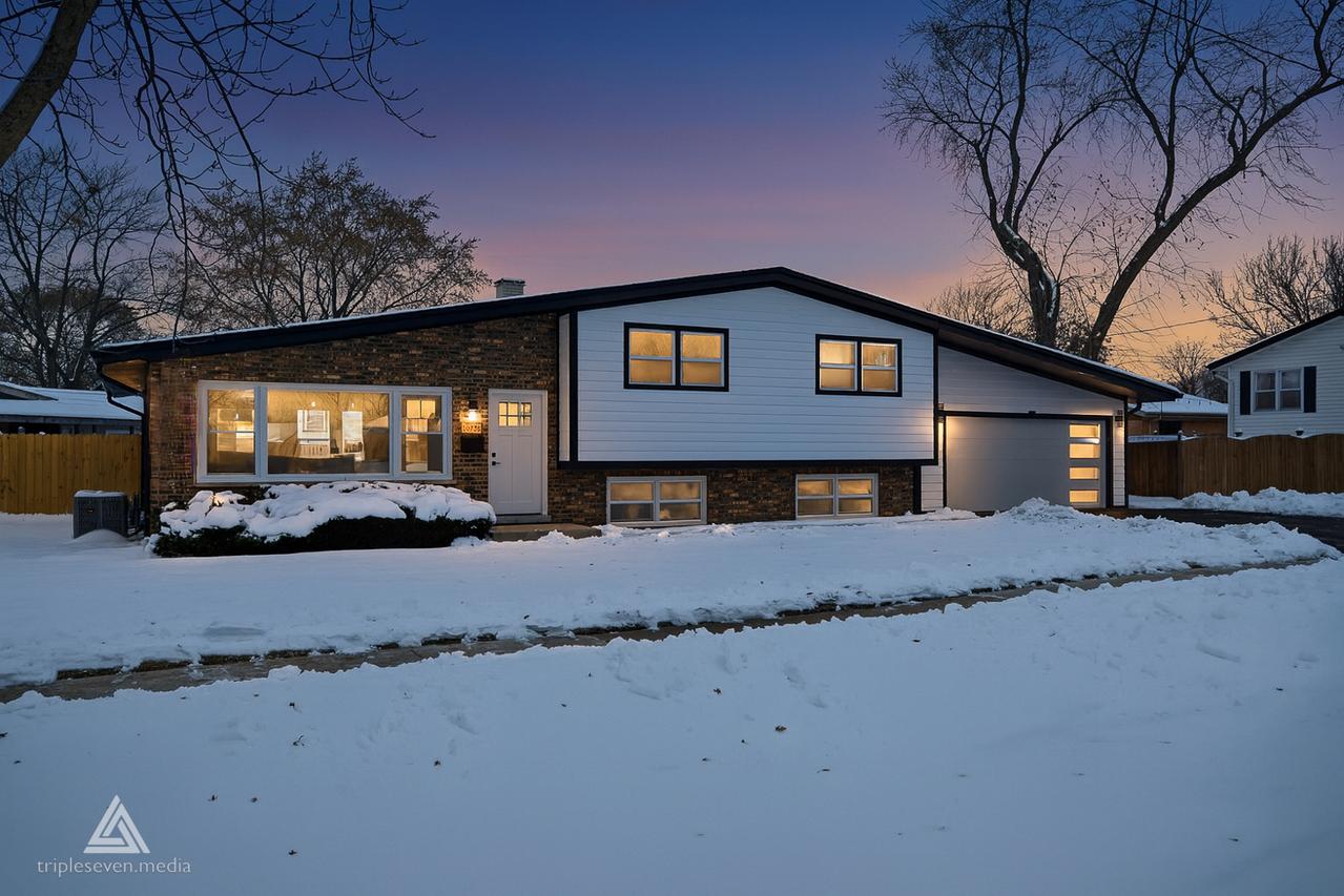 10738 S New England Ave., Worth, IL 60482