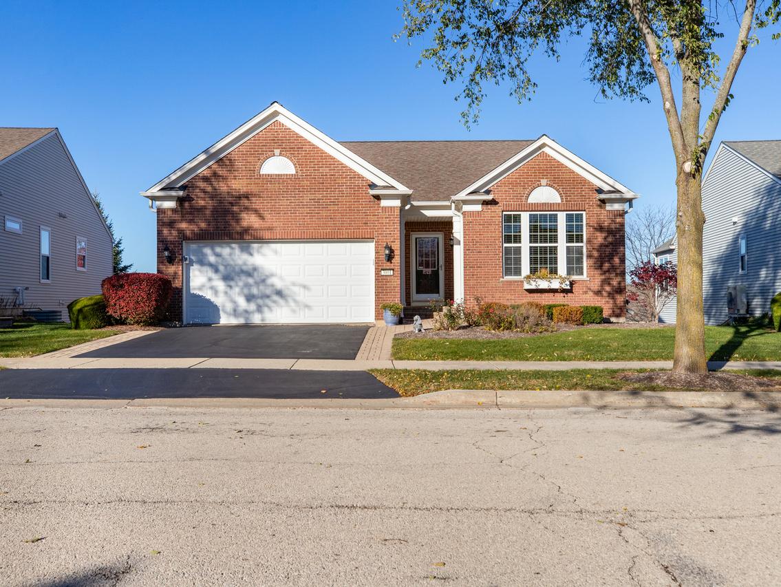 3001 Ravinia Cir., Mundelein, IL 60060