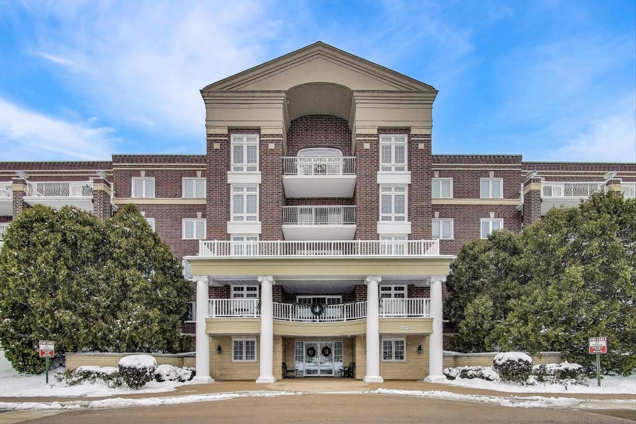 7021 W Touhy Ave. #509, Niles, IL 60714