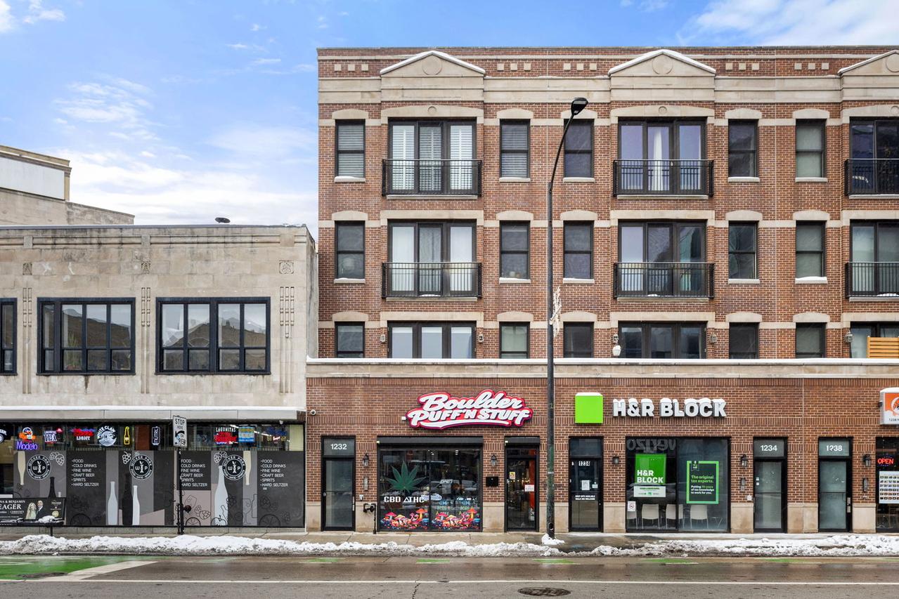 1232 N Milwaukee Ave. #2, Chicago, IL 60622