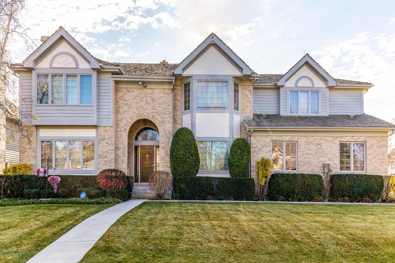 395 Blue Ash Dr., Buffalo Grove, IL 60089