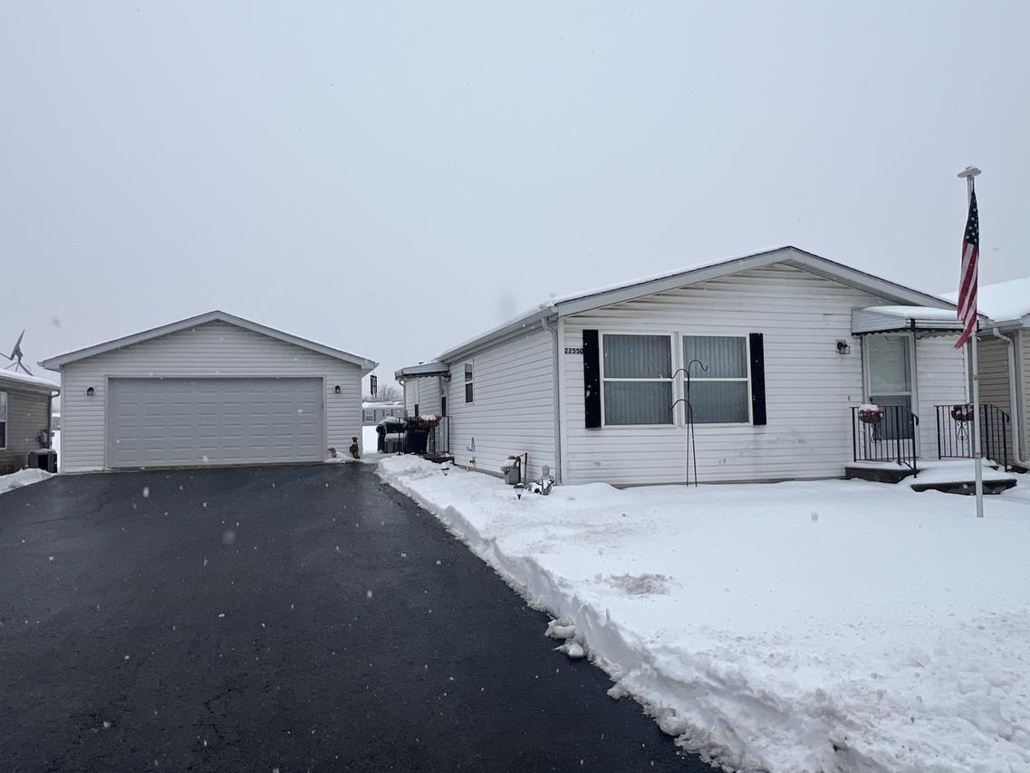 22550 S Woodside Dr., Channahon, IL 60410