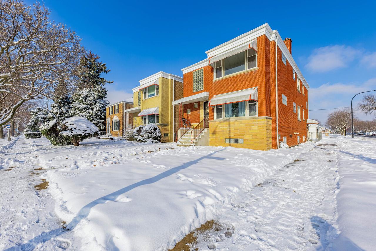 5800 W Pershing Rd., Cicero, IL 60804