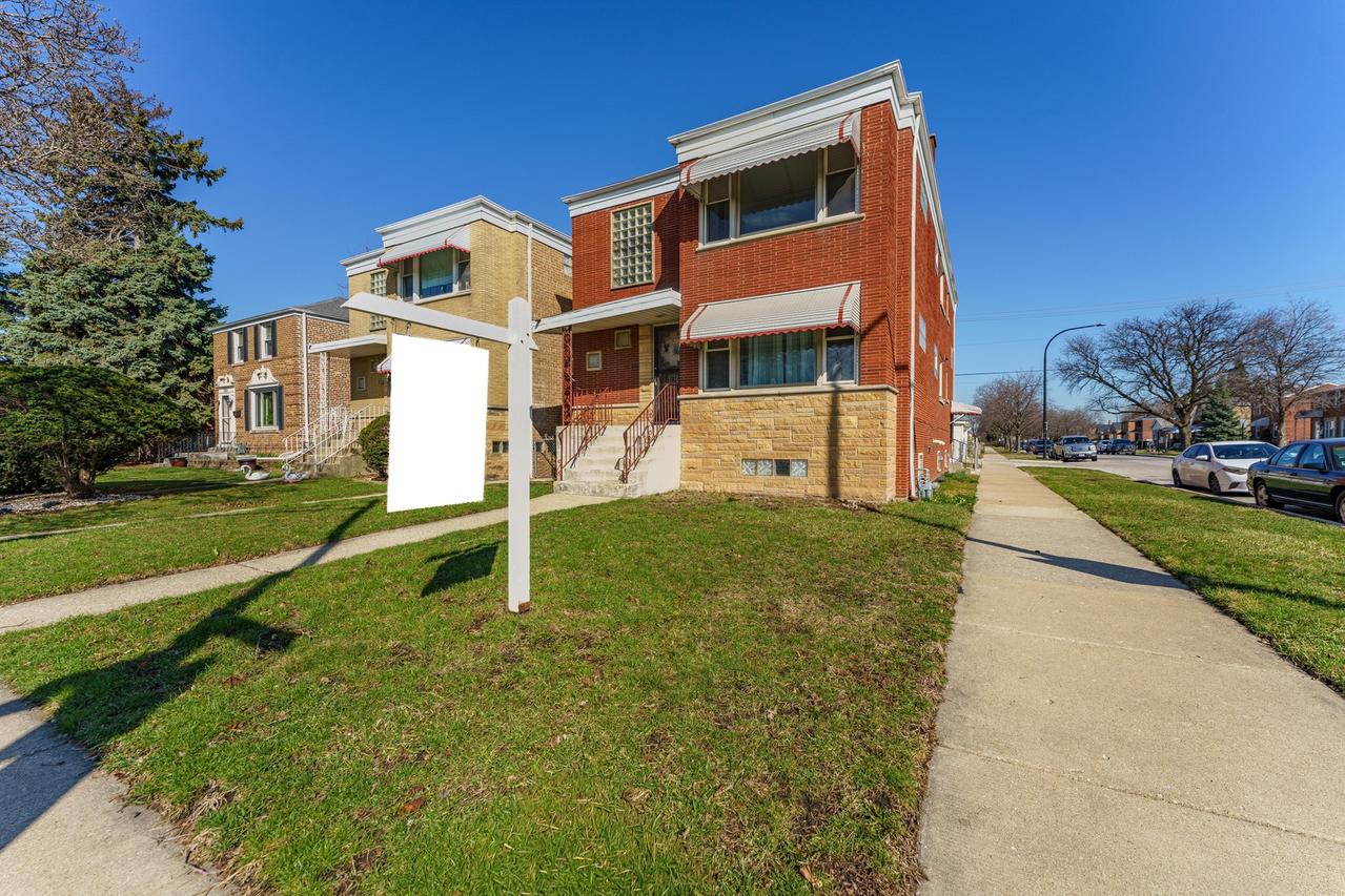 5800 W Pershing Rd., Cicero, IL 60804