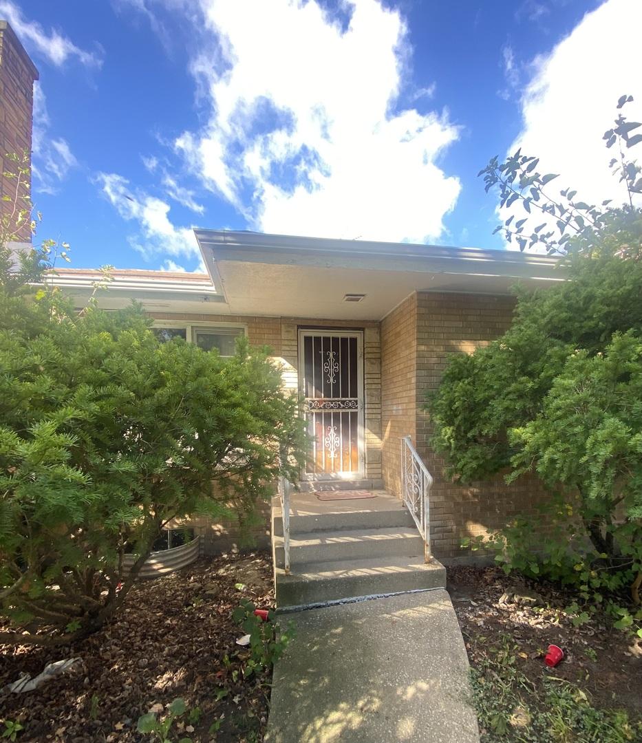 9716 S Prairie Ave., Chicago, IL 60628