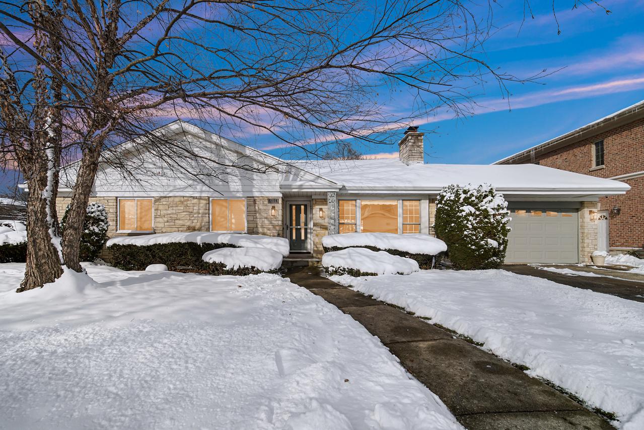 5156 Farwell Ave., Skokie, IL 60077