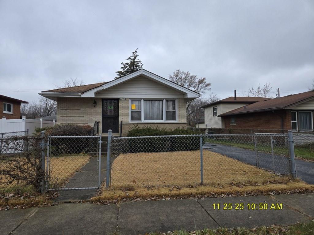 2224 W 157th St., Harvey, IL 60426