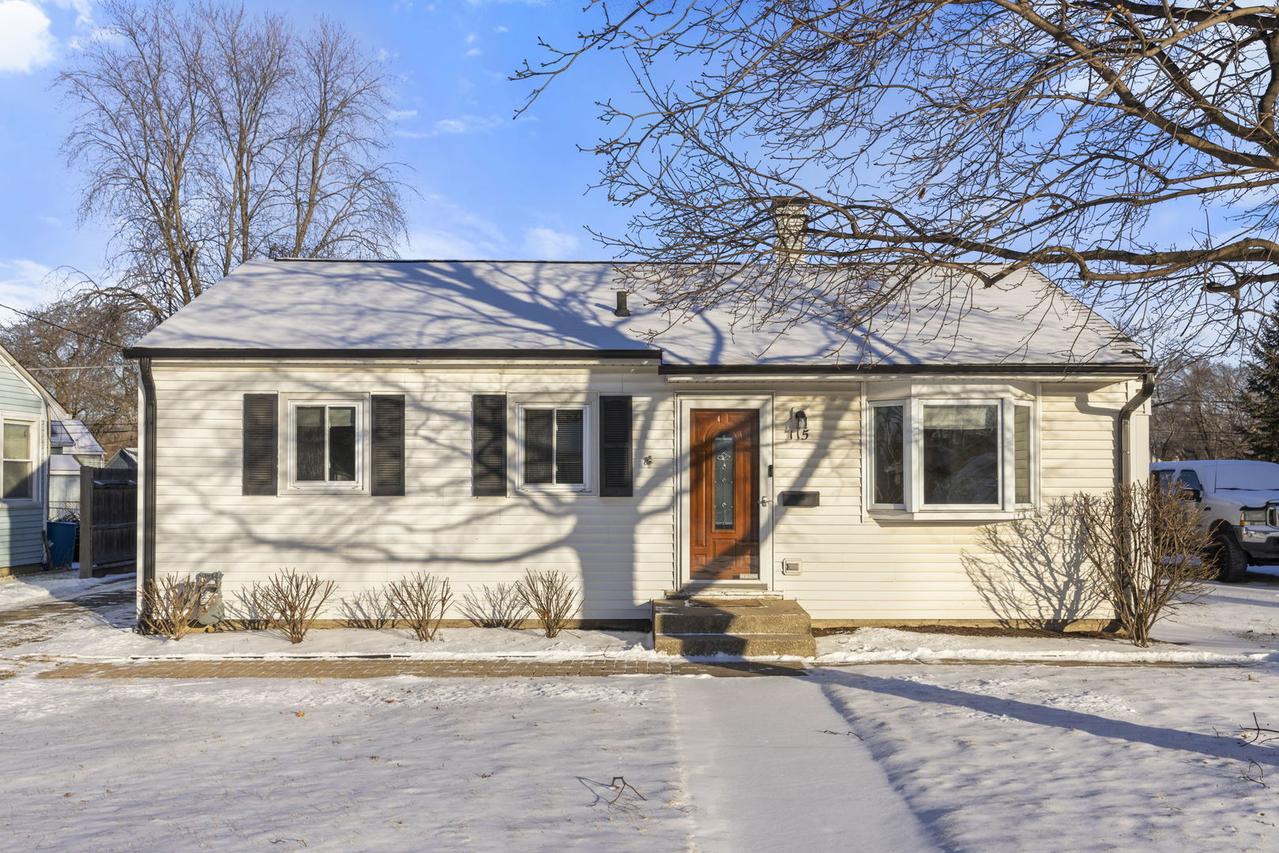 115 N Western Ave., Aurora, IL 60506