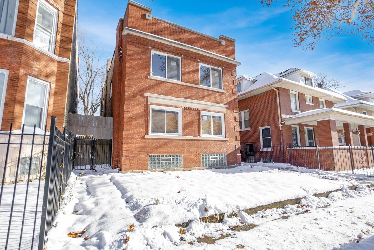 12027 S Eggleston Ave., Chicago, IL 60628