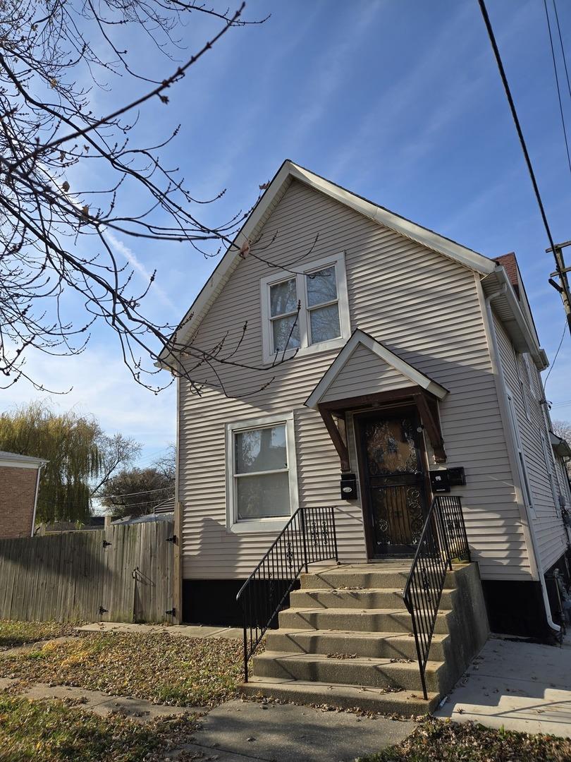 112 S 14th Ave., Maywood, IL 60153