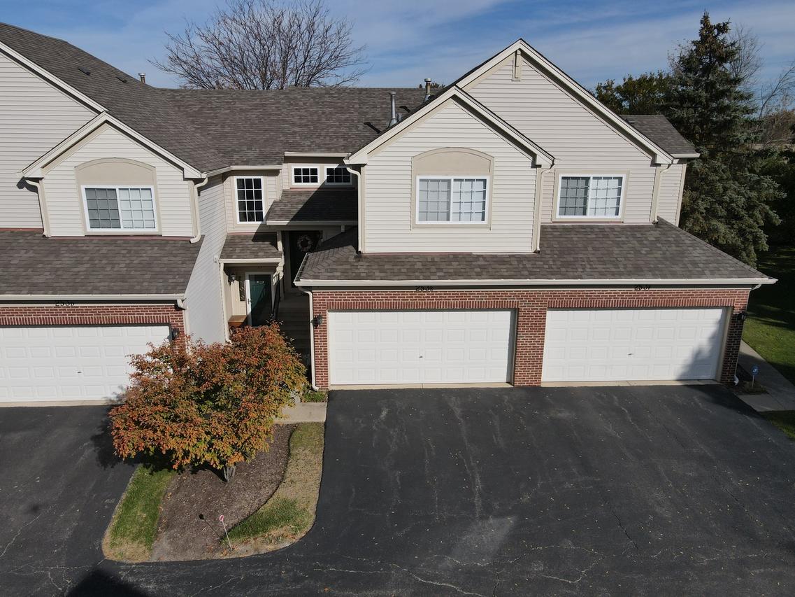 253 Nicole Dr. #E, South Elgin, IL 60177