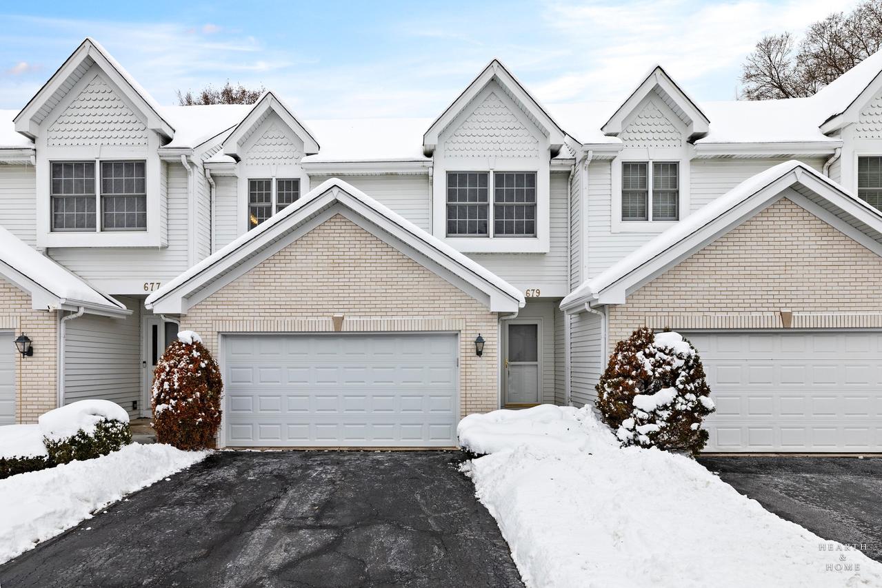 679 Barlina Rd., Crystal Lake, IL 60014