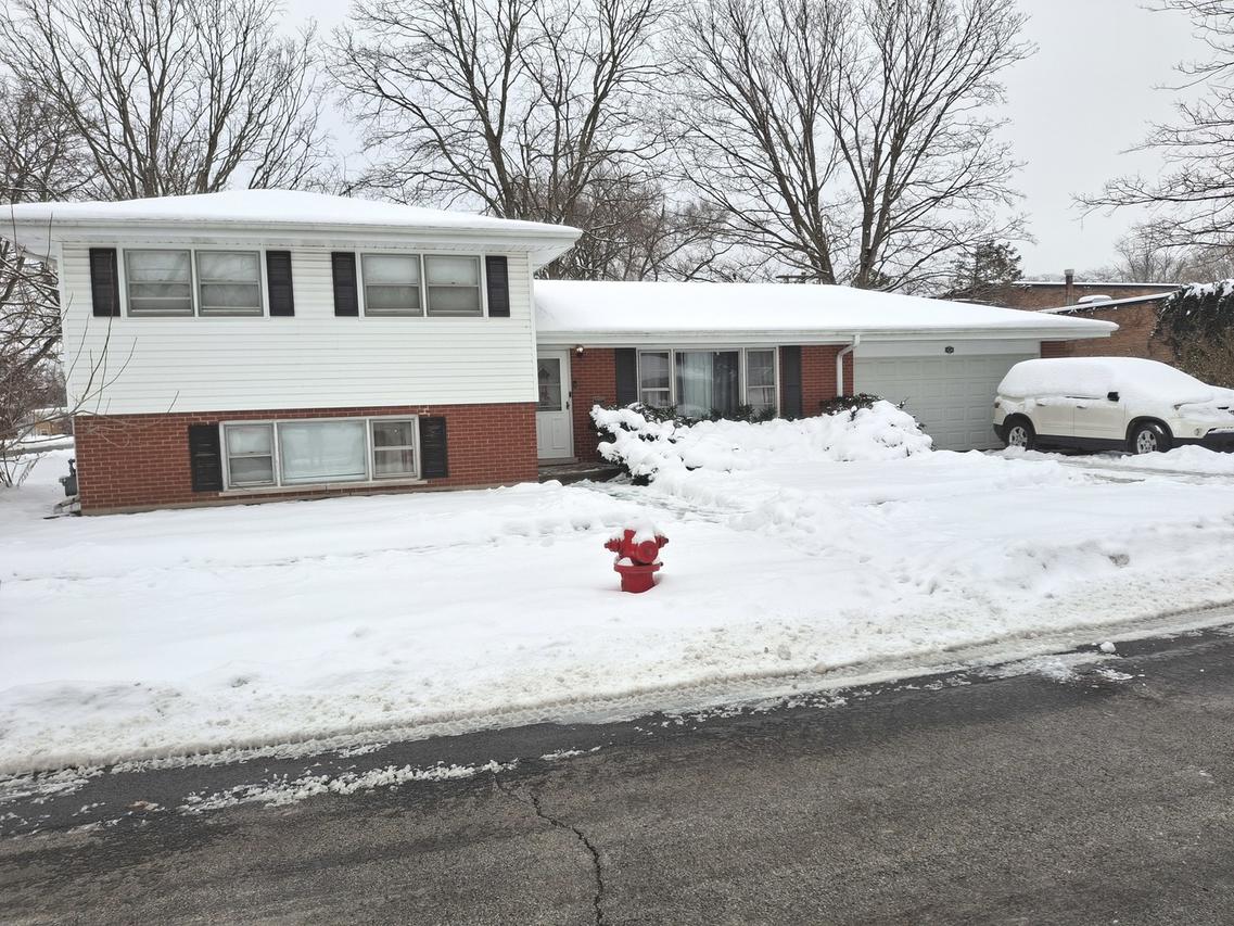 18345 Pierce Ave., Homewood, IL 60430