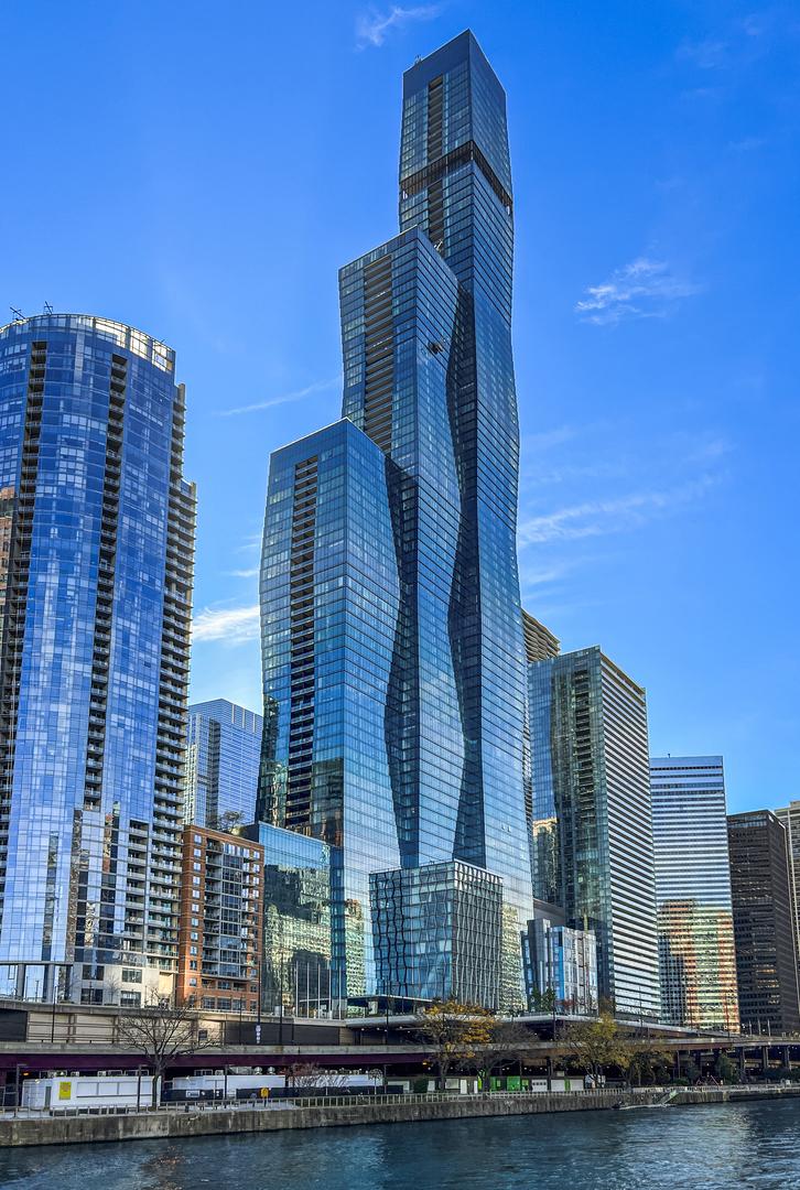 363 E Wacker Dr. #6306, Chicago, IL 60601
