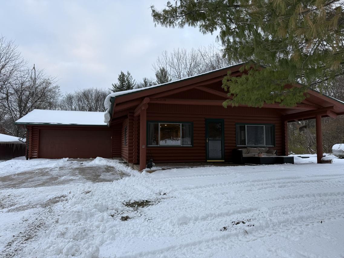 9320 N 600th Ave., Hennepin, IL 61327