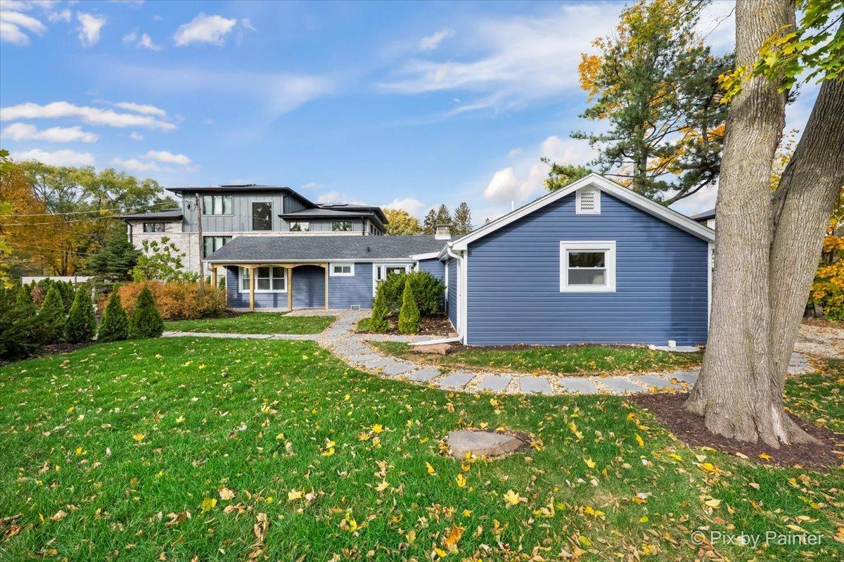 481 Edward Ct., Des Plaines, IL 60016