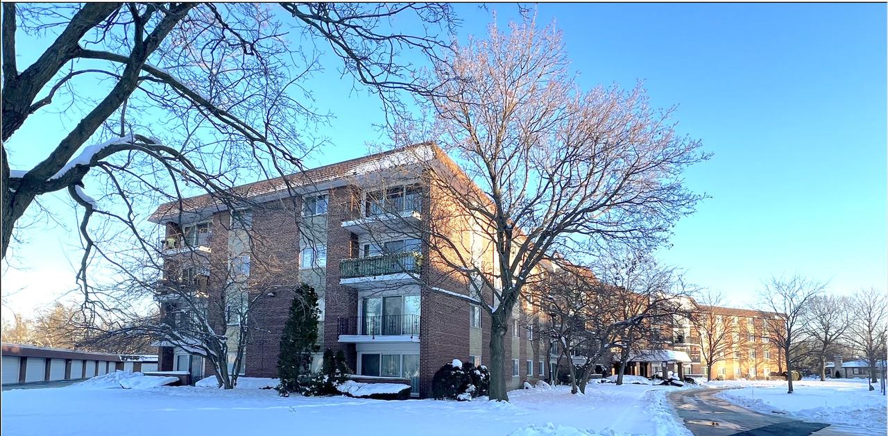 1025 S Fernandez Ave. #1D, Arlington Heights, IL 60005