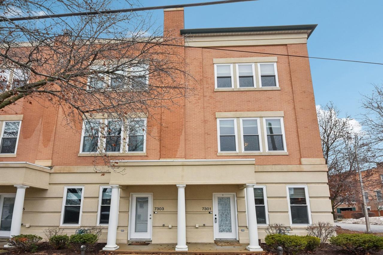 7301 Franklin St. #2H, Forest Park, IL 60130