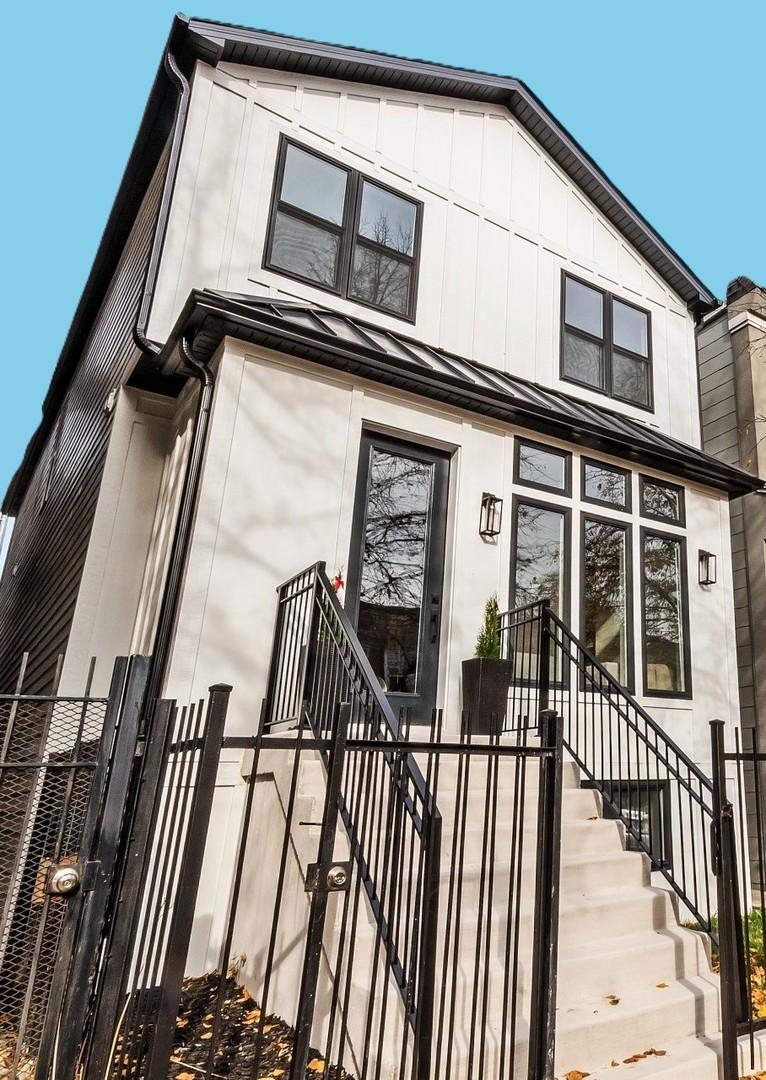 3430 W Lyndale St., Chicago, IL 60647