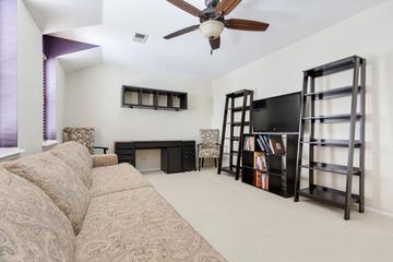 1600 Brittany Ct. #C2, Wheeling, IL 60090