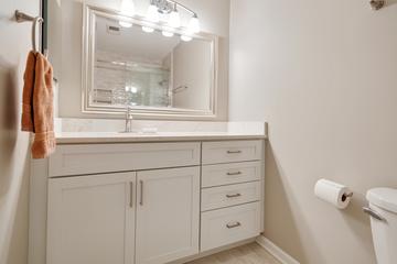 1600 Brittany Ct. #C2, Wheeling, IL 60090