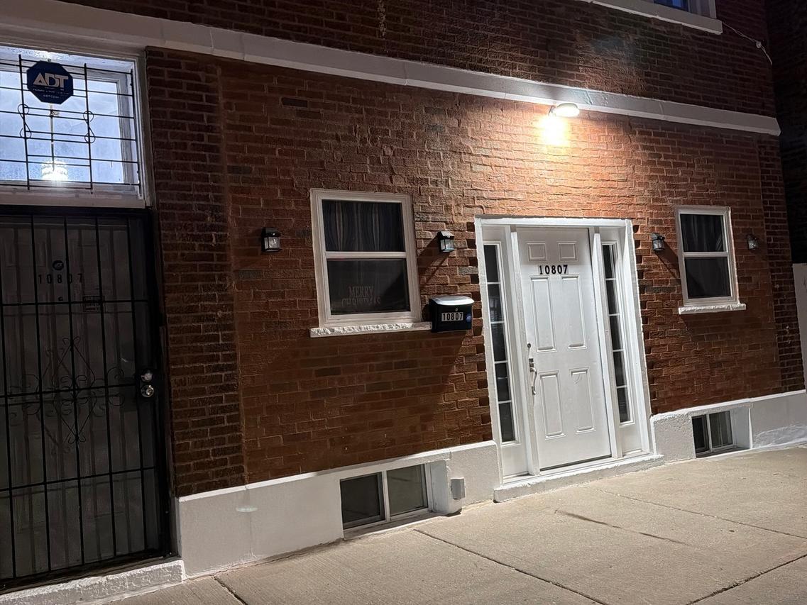 10807 S Wentworth Ave., Chicago, IL 60628