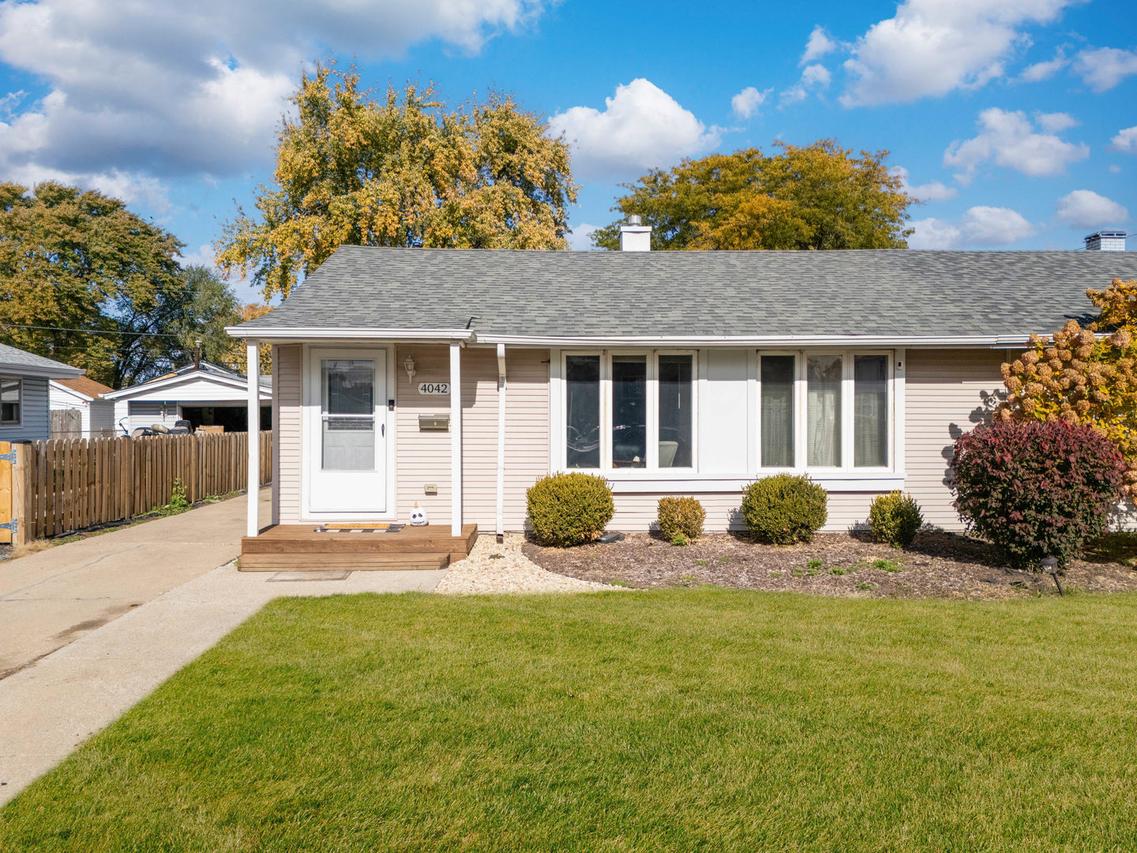 4042 W 89th Pl., Hometown, IL 60456