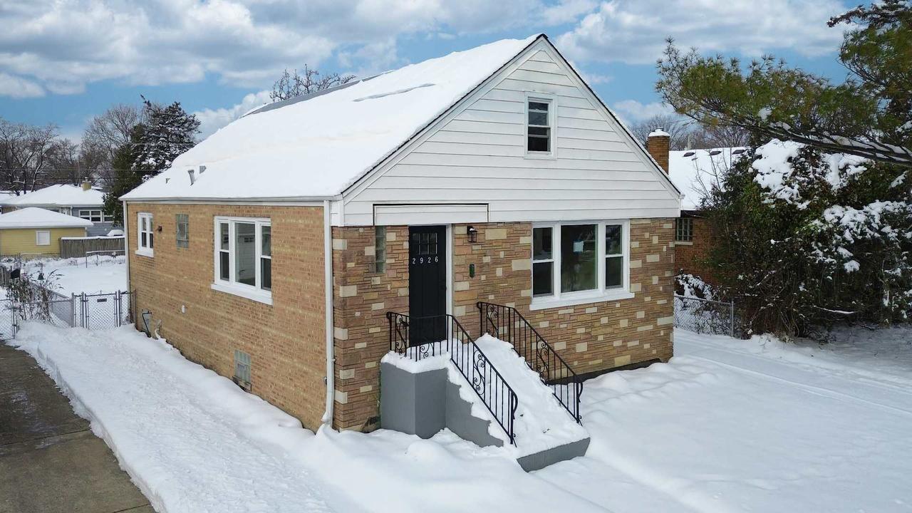 2926 Prairie Ave., Brookfield, IL 60513