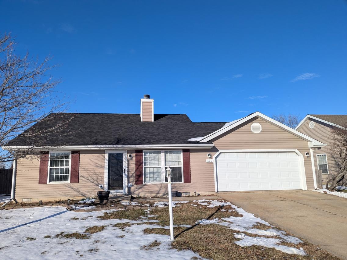 606 Northgate Dr., St. Joseph, IL 61873