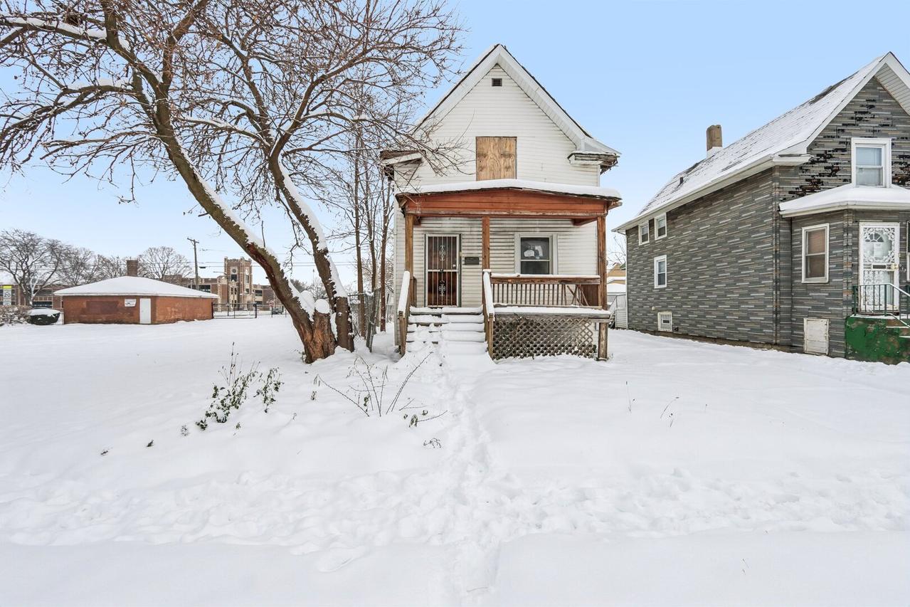 611 S 13th Ave., Maywood, IL 60153