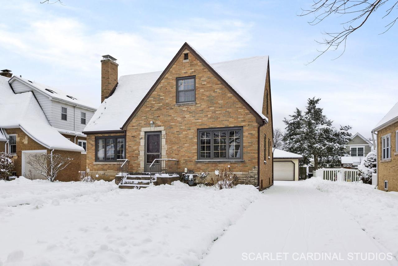 [Address Hidden by Seller], Villa Park, IL 60181