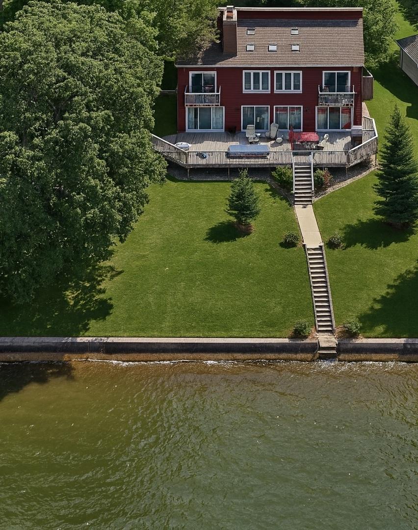 3321 N Bayview Ln., Mchenry, IL 60051