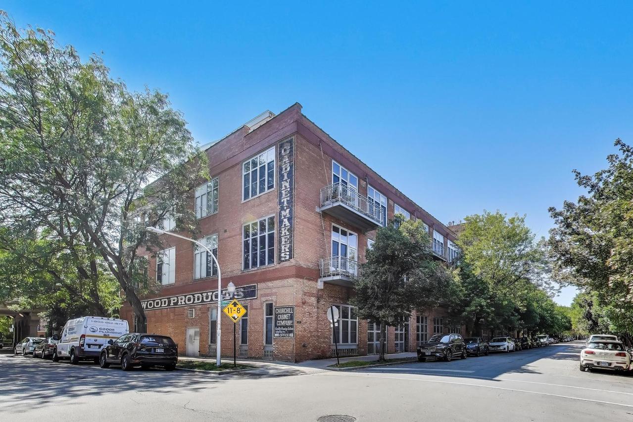 2111 W Churchill St. #105, Chicago, IL 60647