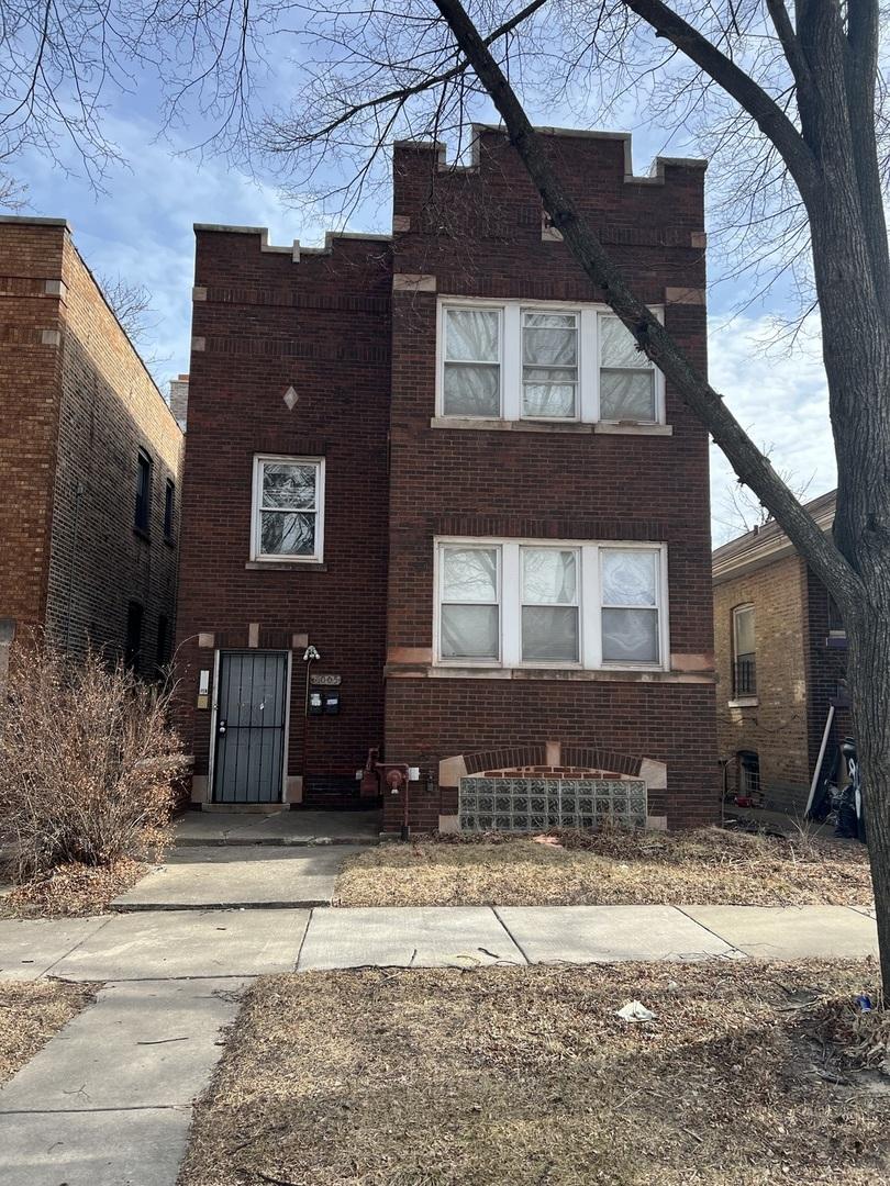 8005 S Blackstone Ave., Chicago, IL 60619