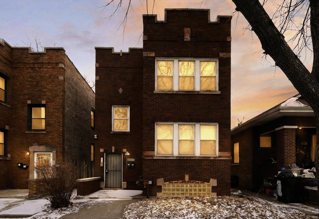 8005 S Blackstone Ave., Chicago, IL 60619