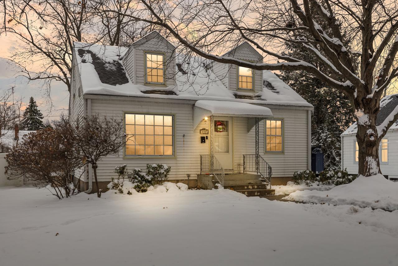 1340 Lennington Cir., Kankakee, IL 60901