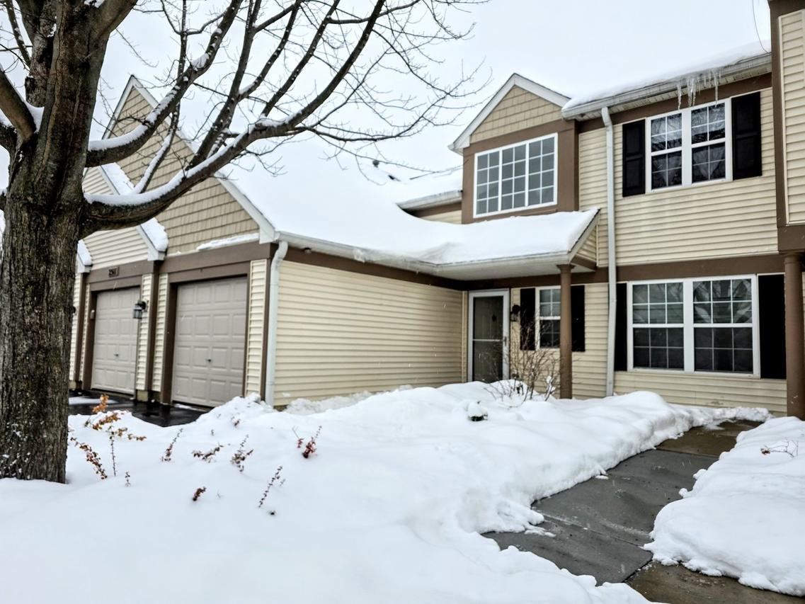 2511 Sheehan Dr. #203, Naperville, IL 60564